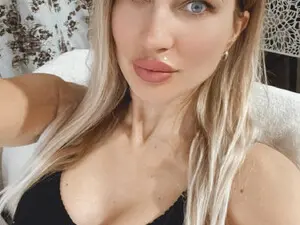 AllysaHot  live sex cam