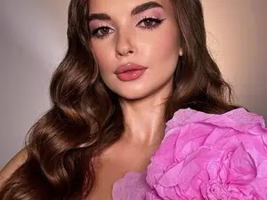 Emily_sins  live sex cam