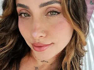 Kiarielle  live sex cam
