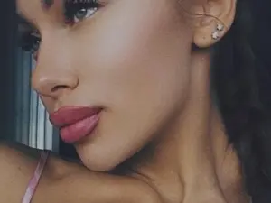EliseFoxx  live sex cam