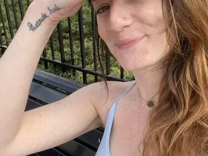 EmmalineLime  live sex cam