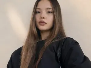 MonyHikary  live sex cam