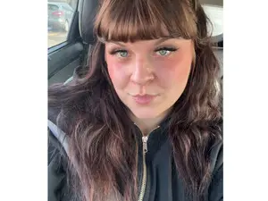 Robin_swan87  live sex cam