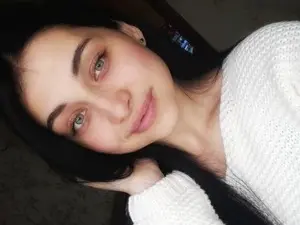 SweetQcheeks  live sex cam