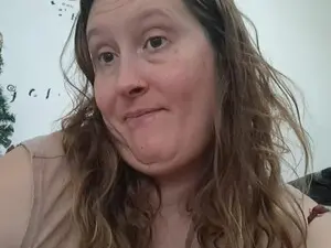 Weirdkitty  live sex cam