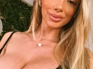 AngelWoW  live sex cam