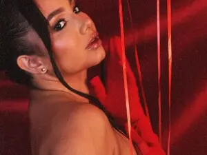 Cute_molly18  live sex cam