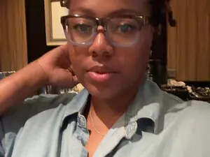 MERCEDESBUXxX  live sex cam