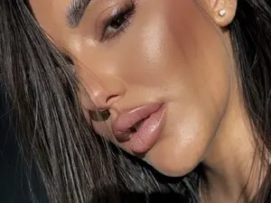 Bubbledoll7  live sex cam
