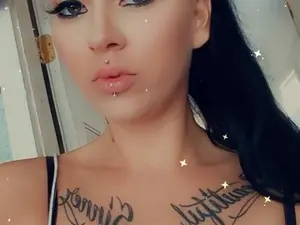 Tattedtease29  live sex cam