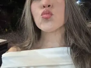 Lannacurv  live sex cam