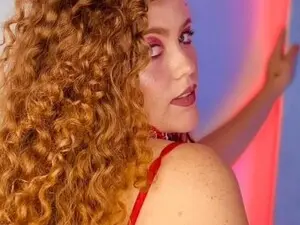 Miafoxxx  live sex cam
