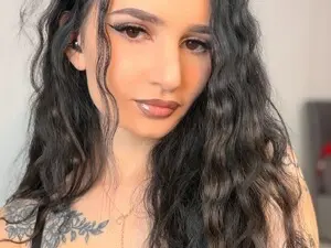 Sky011fall  live sex cam