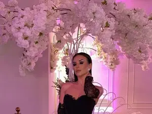 MiraWonder  live sex cam