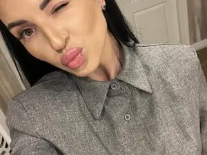 MiraWonder  live sex cam