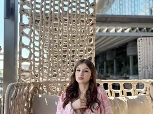 DeviMia_  live sex cam