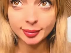 ELLIEFLOYD  live sex cam