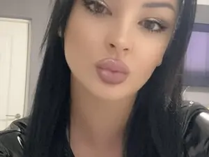LadyEcho  live sex cam