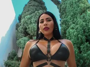 SQUIRT4UMEGAN  live sex cam