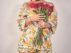 Emmily_z  live sex cam