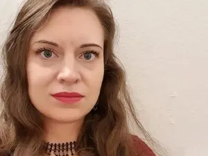 LaraWintersx  live sex cam