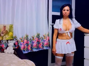 SoniaWet  live sex cam
