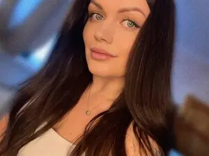 Morante23  live sex cam