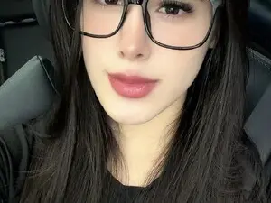 Isa_ferrer20  live sex cam