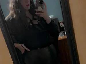 Curvyjane420  live sex cam