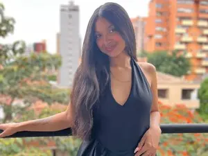 Sara_cruz21  live sex cam