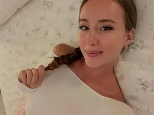 Sweet_TIFF  live sex cam