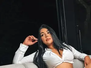 Adrianalobo  live sex cam