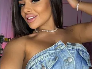 Ellaacandy  live sex cam