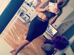 Kittylick420  live sex cam