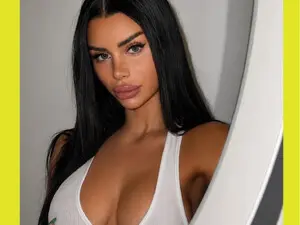TatianaXoxo  live sex cam