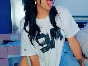 SharlotWalker  live sex cam