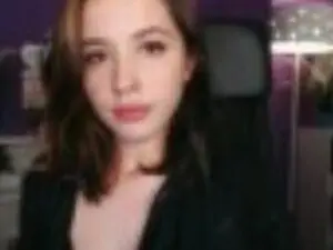 Gia_Fendi  live sex cam