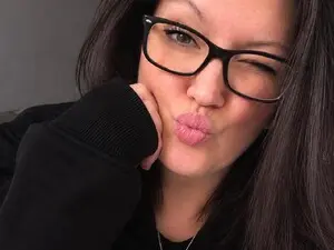 MisssCutiePie  live sex cam