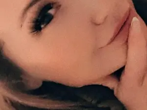 PrettyVixen  live sex cam