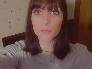 Charlotte3  live sex cam