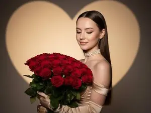 BellaVelure66  live sex cam