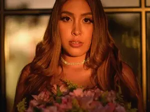 Alexajones1  live sex cam