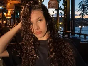 CharlotteW  live sex cam