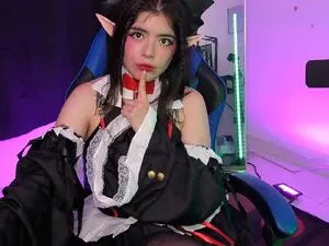 NinaSawyers  live sex cam