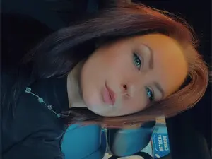 Booski3170  live sex cam