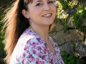 CassieBrookes  live sex cam