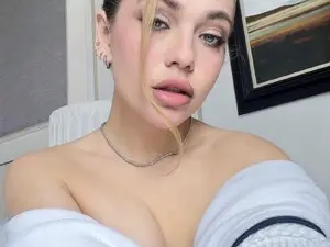 FunnyMinni  live sex cam