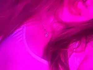 Sabrina2503  live sex cam