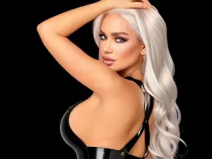 Squirtly_Alex  live sex cam