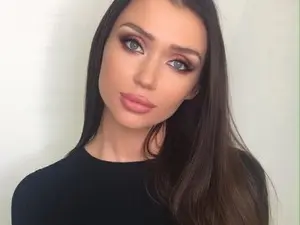 Lana_Love  live sex cam